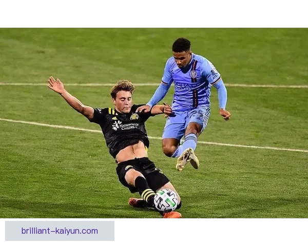 格纳布里再度发威，助力球队在关键比赛中迎来胜利表现稳健