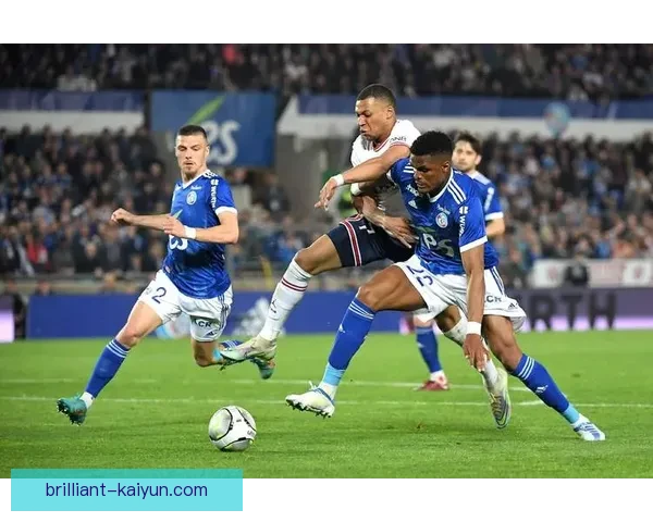 南特迎来新赛季，状态回暖值得关注，期待能有突破表现。