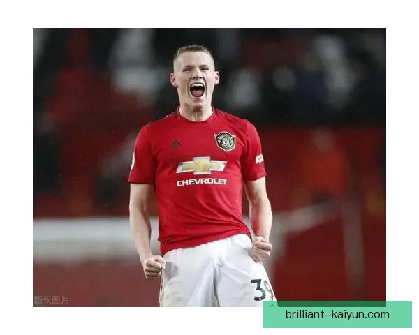 莱万多夫斯基持续回顾多特蒙德巅峰表现,有望成为新赛季关键球员 莱万多夫斯基持续回顾多特蒙德巅峰表现,有望成为新赛季关键球员