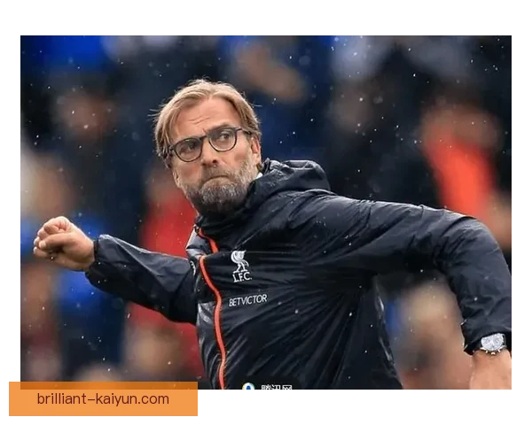 克洛普战术趋势分析显示球队正在迎来攻防转换的持续提升状态 克洛普战术趋势分析显示球队正在迎来攻防转换的持续提升状态