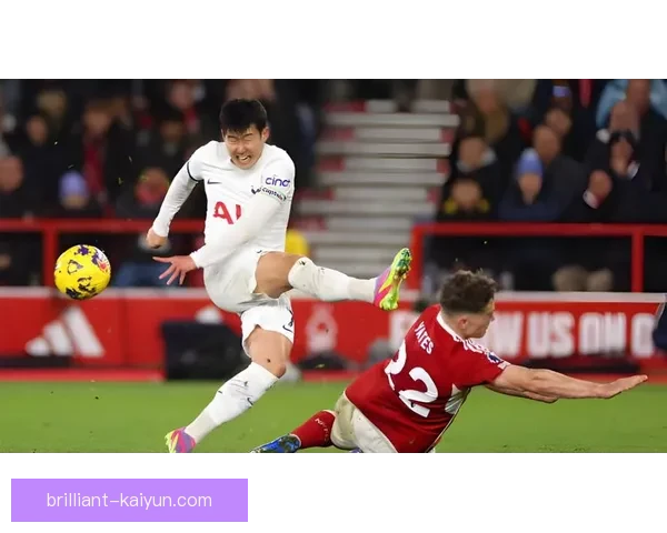 孙兴慜在北伦敦德比中表现稳健，助力热刺争夺欧战资格。