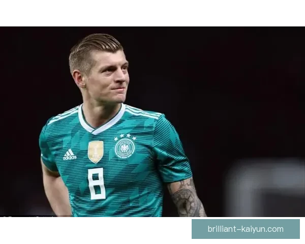 达尼洛战术灵活性分析：表现稳健助力球队攻防转换