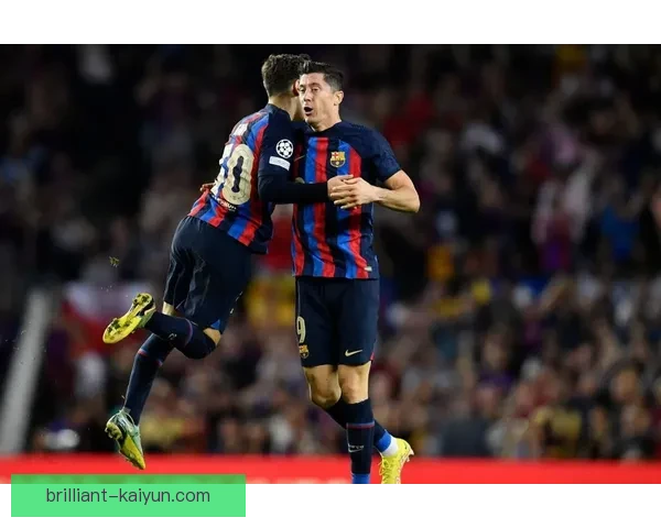 莱万多夫斯基身披巴萨9号球衣表现稳健
